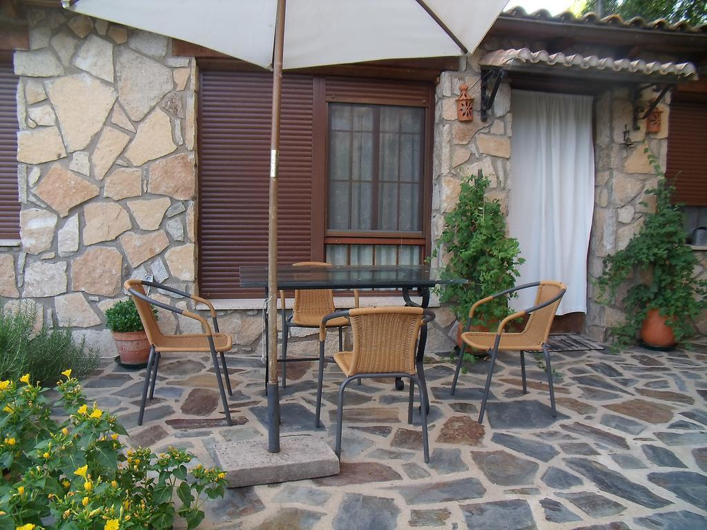 Los Montejos & Spa Valverde del Fresno Esterno foto